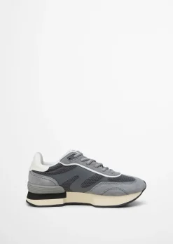 Sneaker Model Mara aus Veloursleder und Mesh