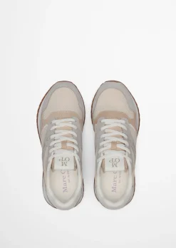Sneaker Model Maxima aus Rindleder und recyceltem Polyester