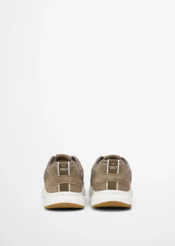 Sneaker Model Niclas aus edlem Veloursleder