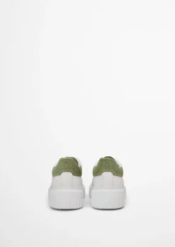 Sneaker Model Svea aus softem Rindleder