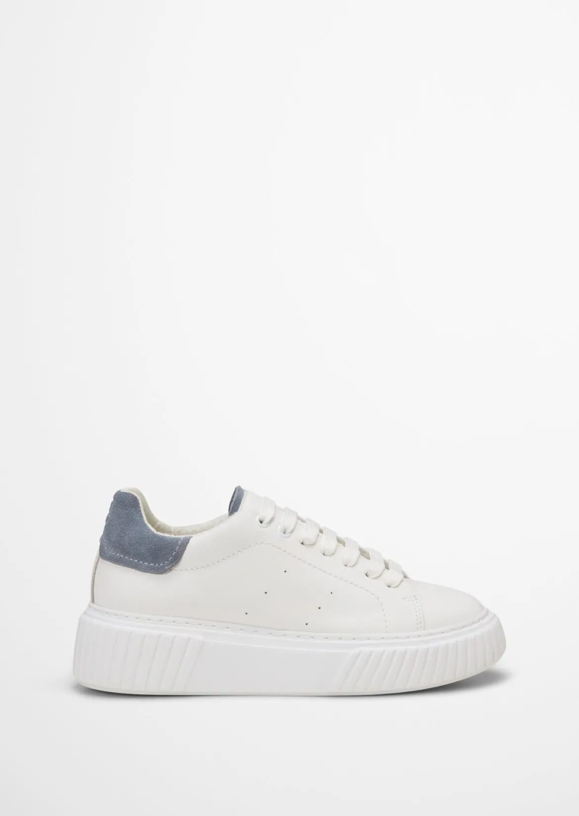 Sneaker Model Svea aus softem Rindleder