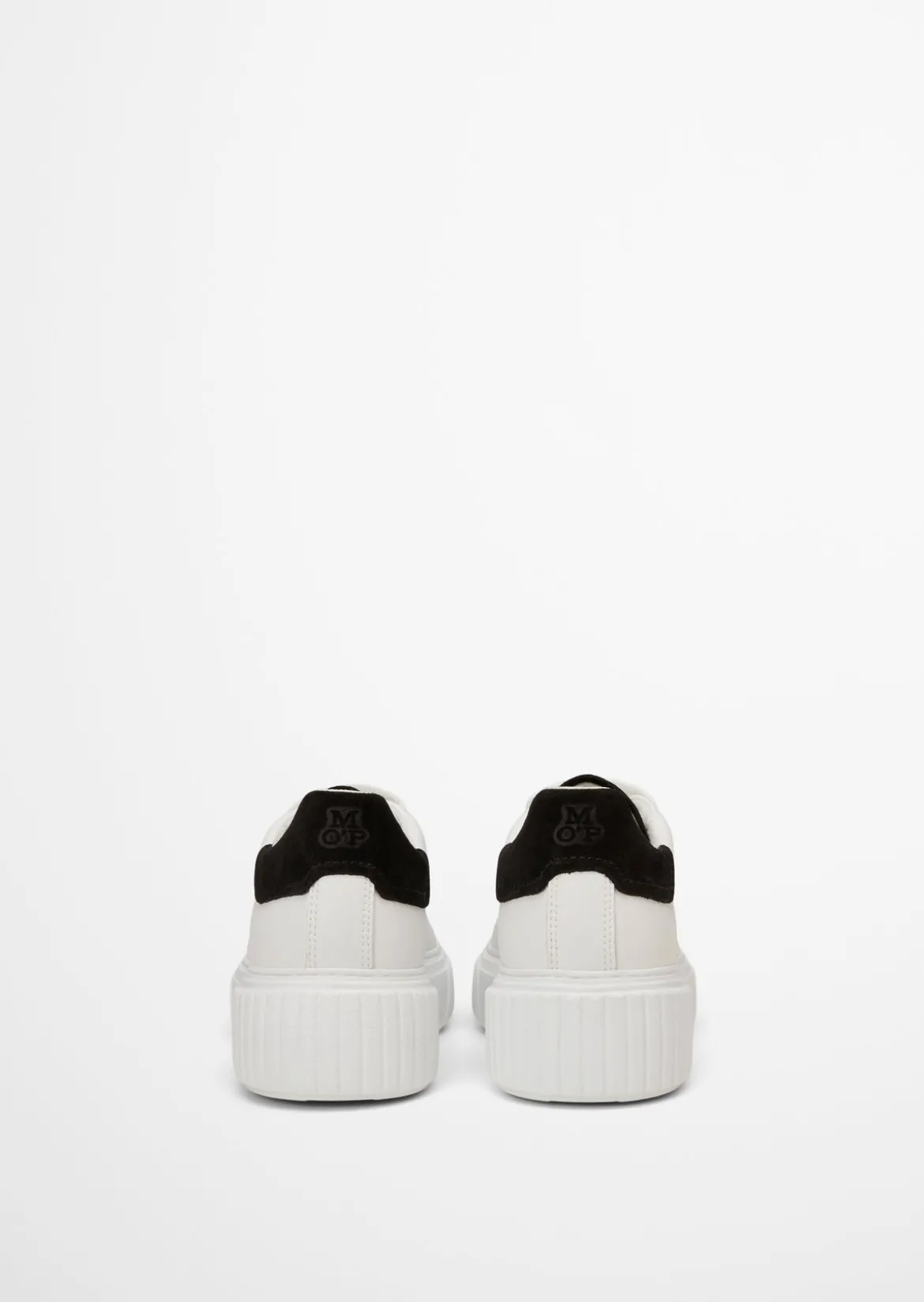 Sneaker Model Svea aus softem Rindleder