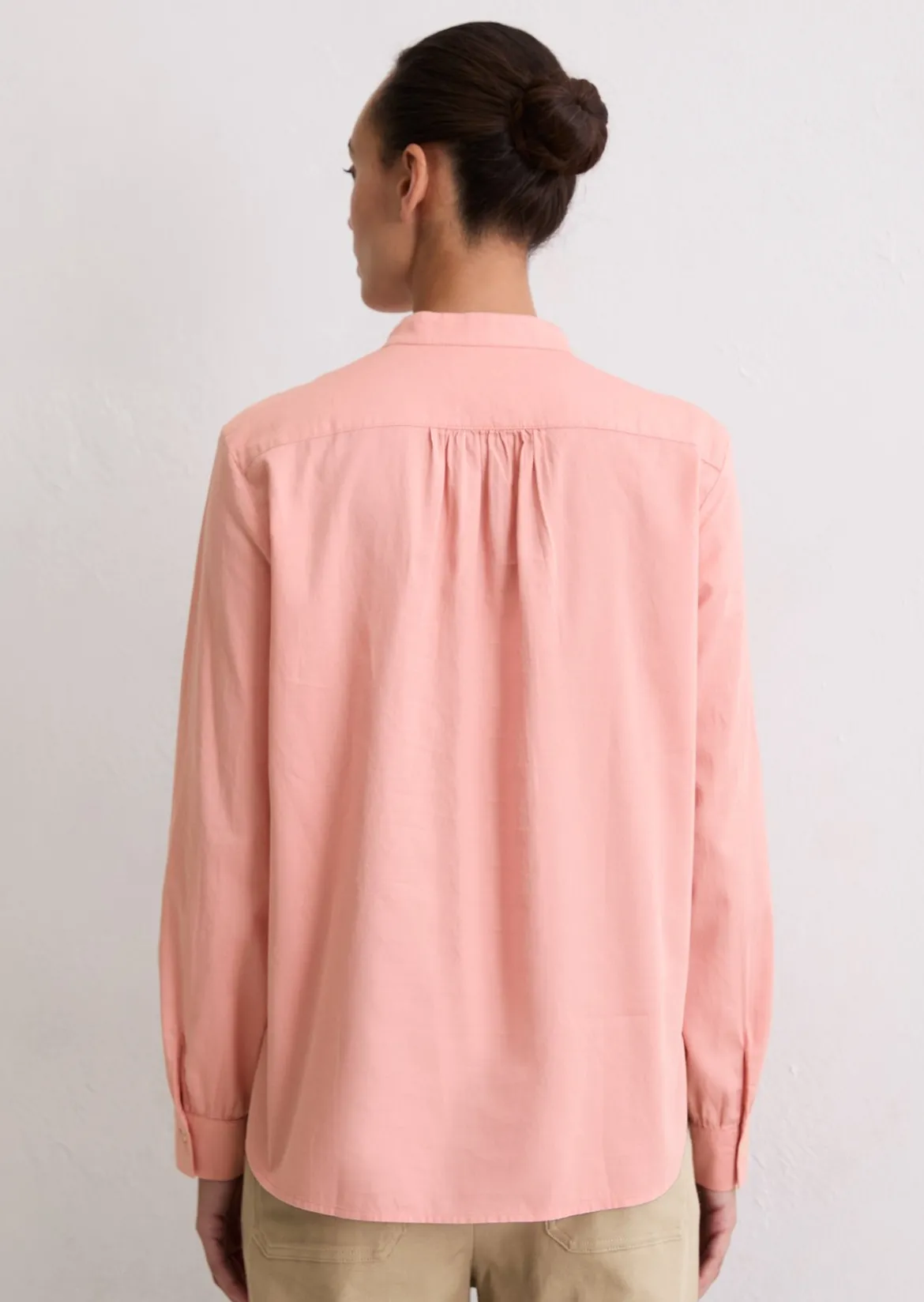 Stehkragenbluse relaxed aus softem Baumwoll-Satin