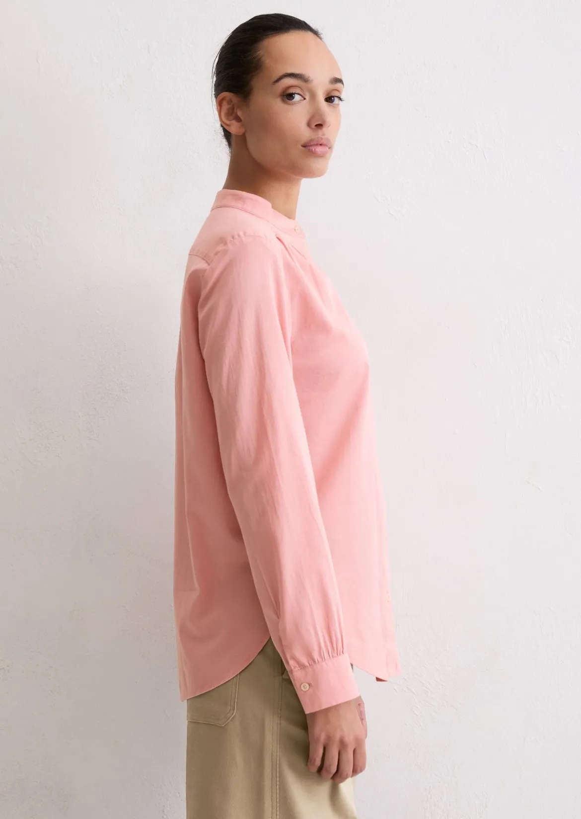 Stehkragenbluse relaxed aus softem Baumwoll-Satin