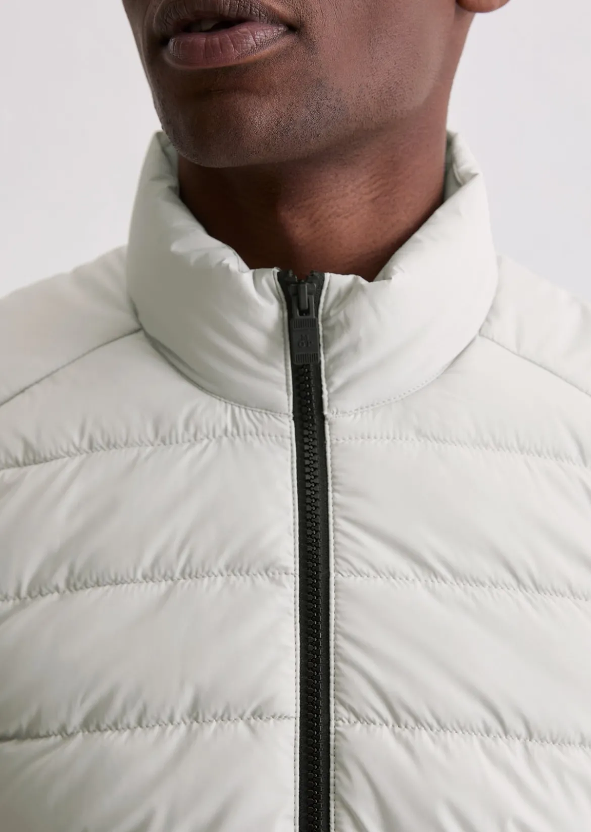 Steppjacke regular aus recyceltem Performance-Polyester