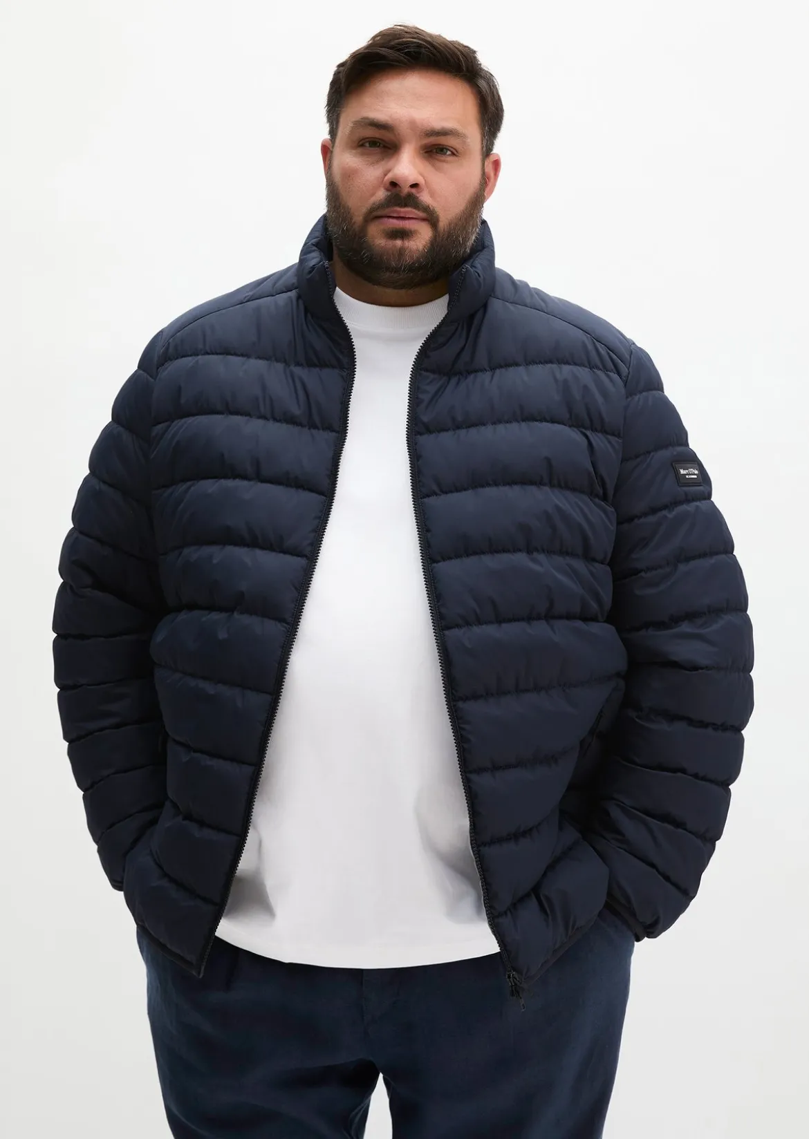 Steppjacke regular in leichter, wasserabweisender Qualität