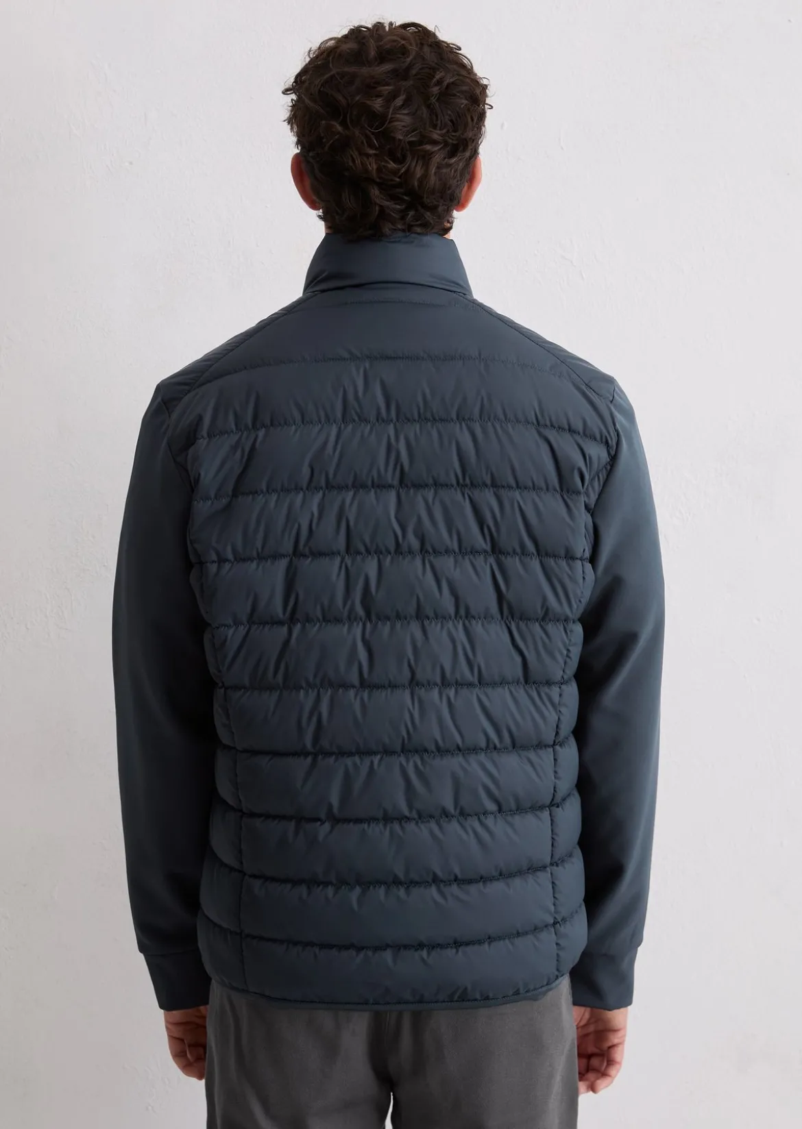 Steppjacke regular mit weichen Scuba-Ärmeln
