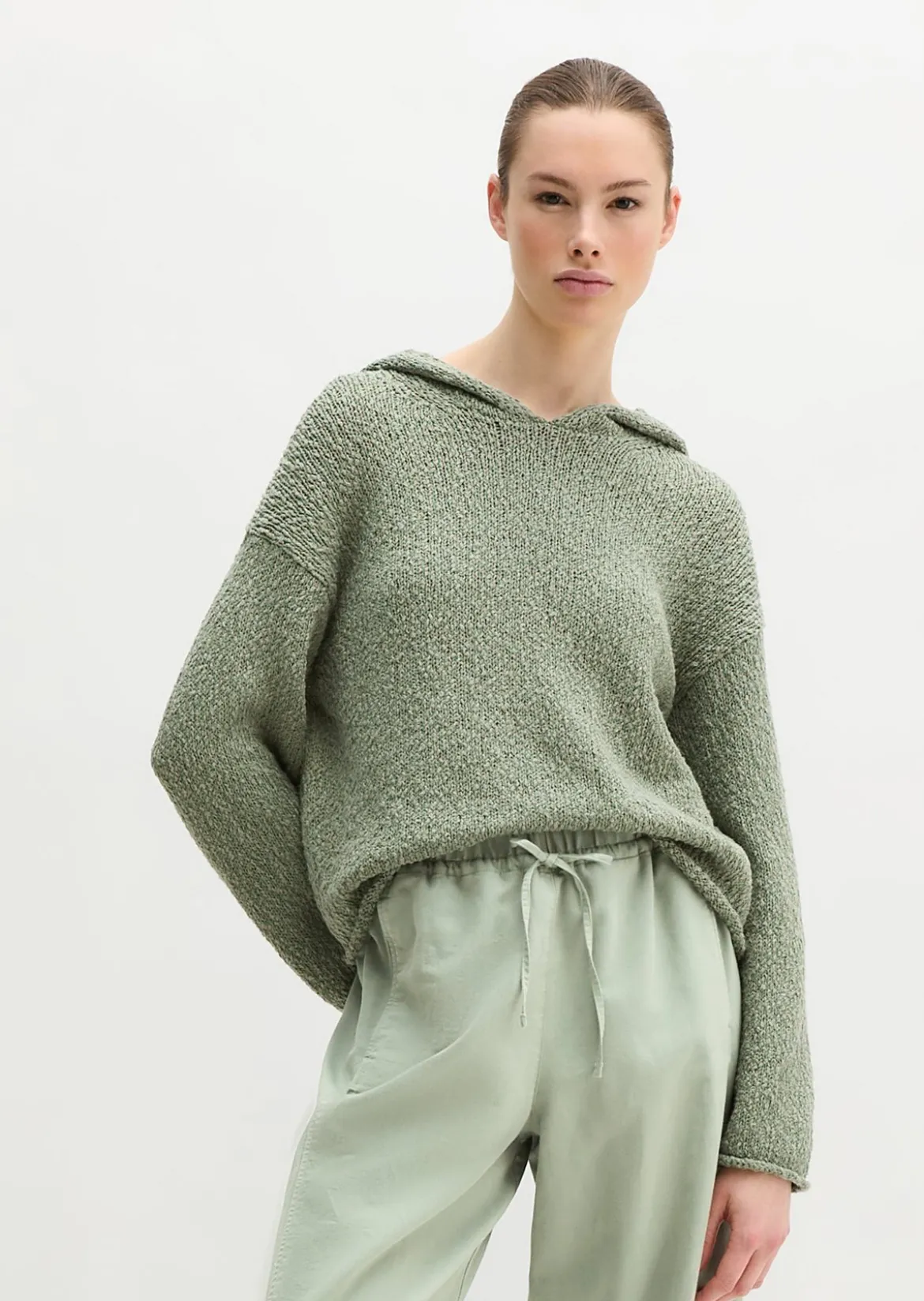 Strick-Hoodie loose cropped aus Organic-Cotton-Mix-Slub
