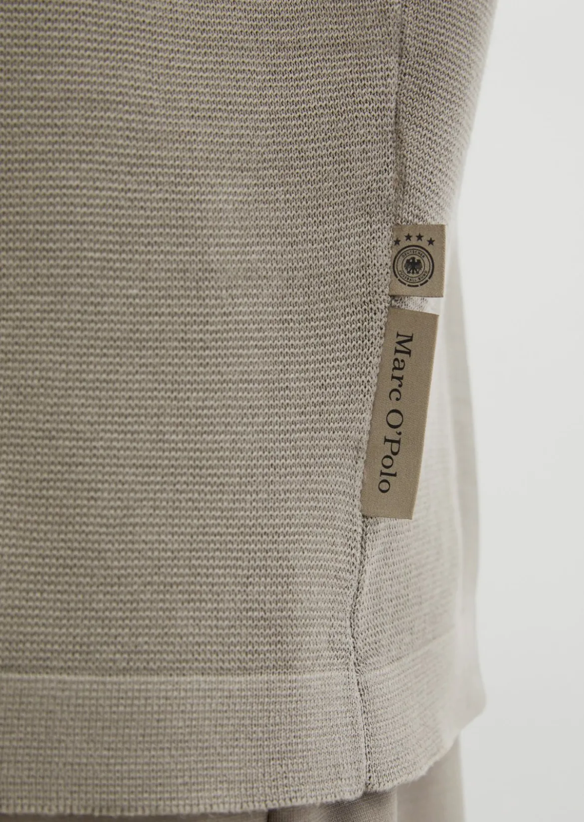 Strick-Poloshirt DFB Travel Collection aus reiner Bio-Baumwolle