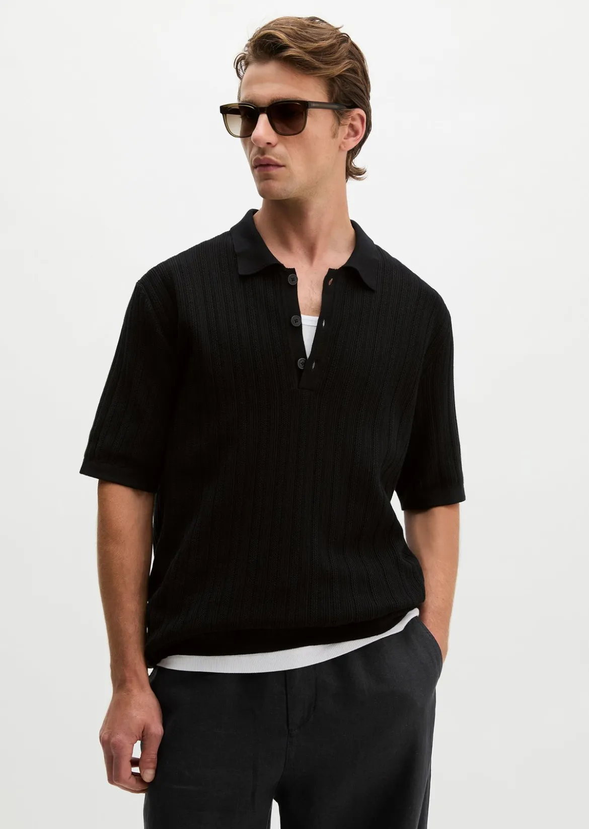 Strick-Poloshirt regular mit vertikaler Strickstruktur