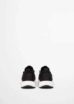 Strick-Sneaker Model Leila aus recyceltem Polyester