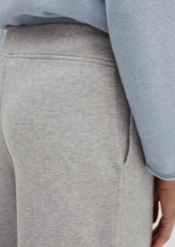 Sweathose relaxed garment-dyed aus weicher Baumwolle