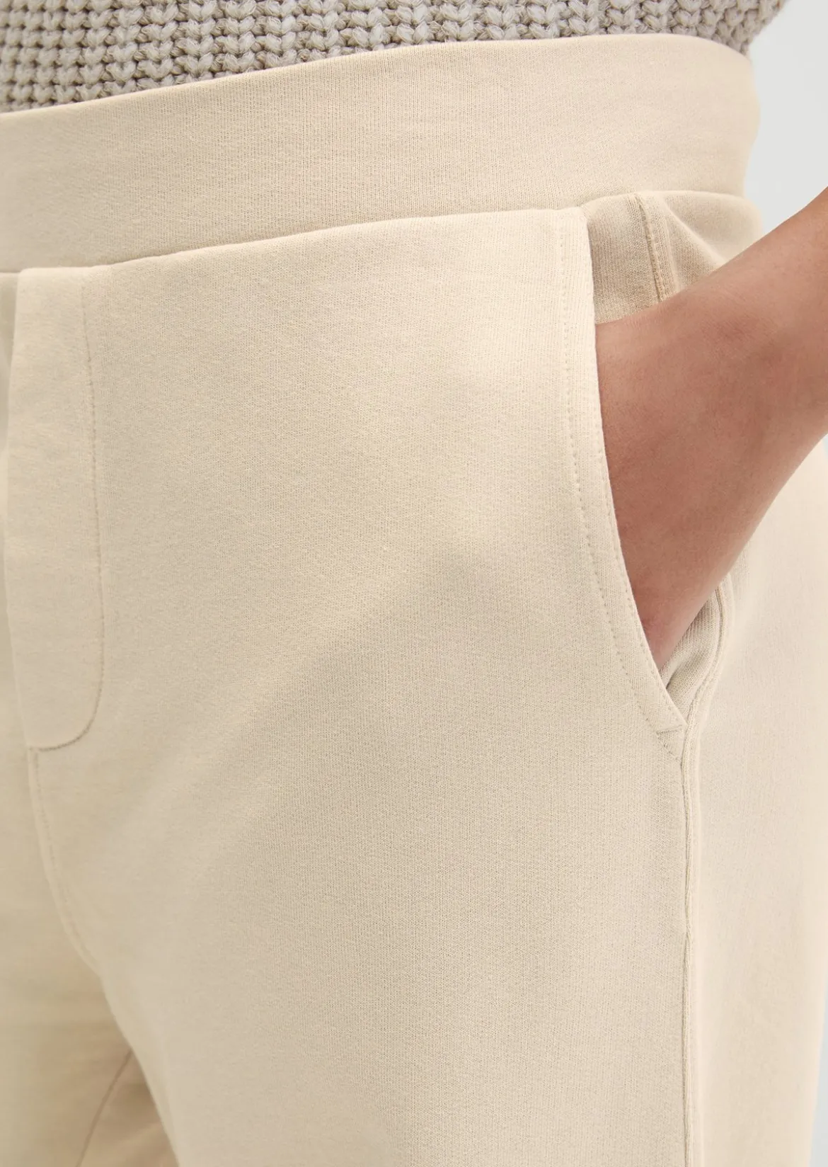 Sweathose relaxed garment-dyed aus weicher Baumwolle