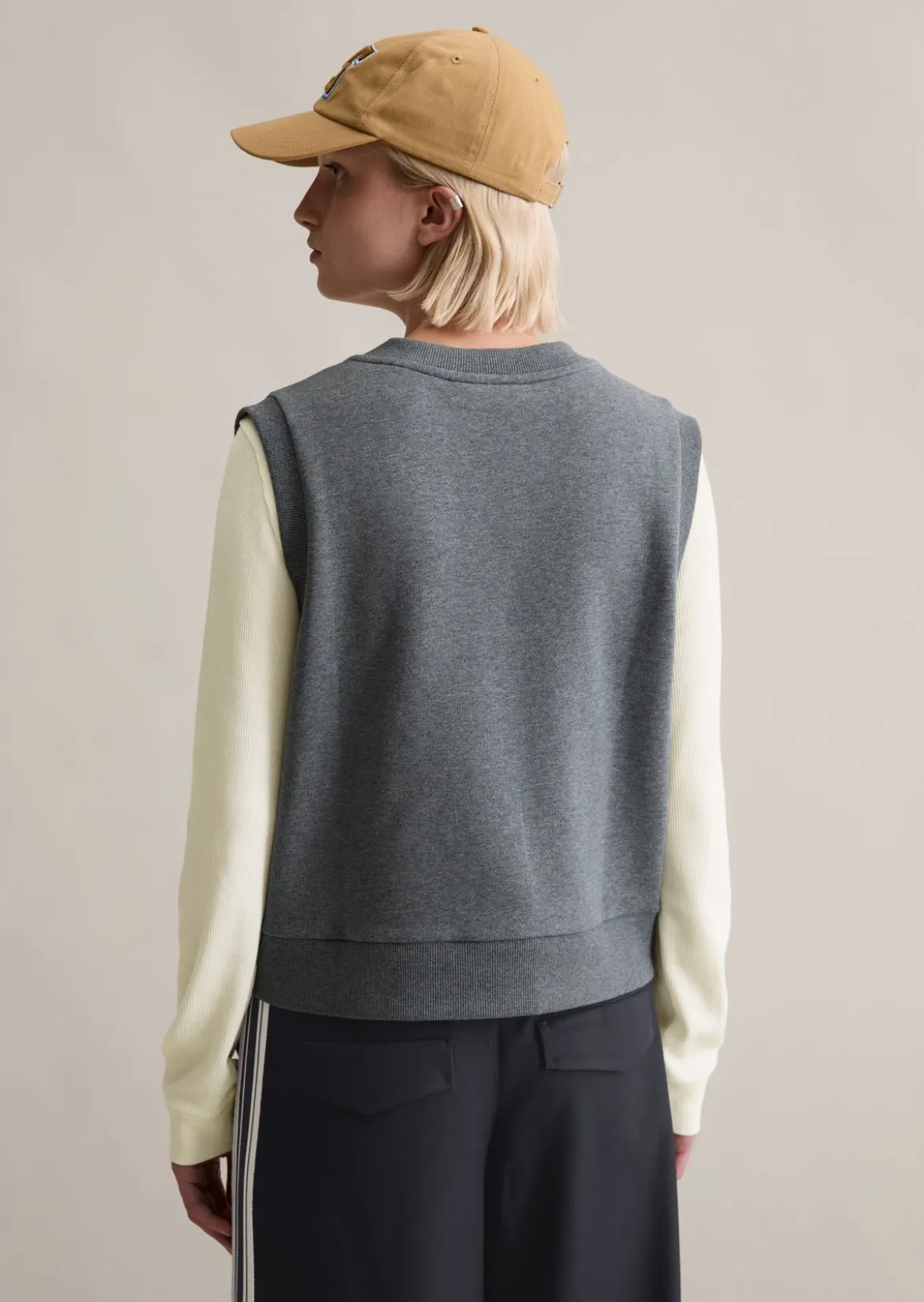 Sweat-Pullunder im College-Stil regular mit kuschelig gerauter Innenseite