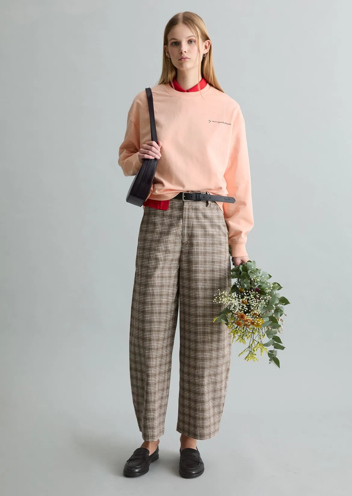 Sweatshirt oversized mit markantem Rückenprint