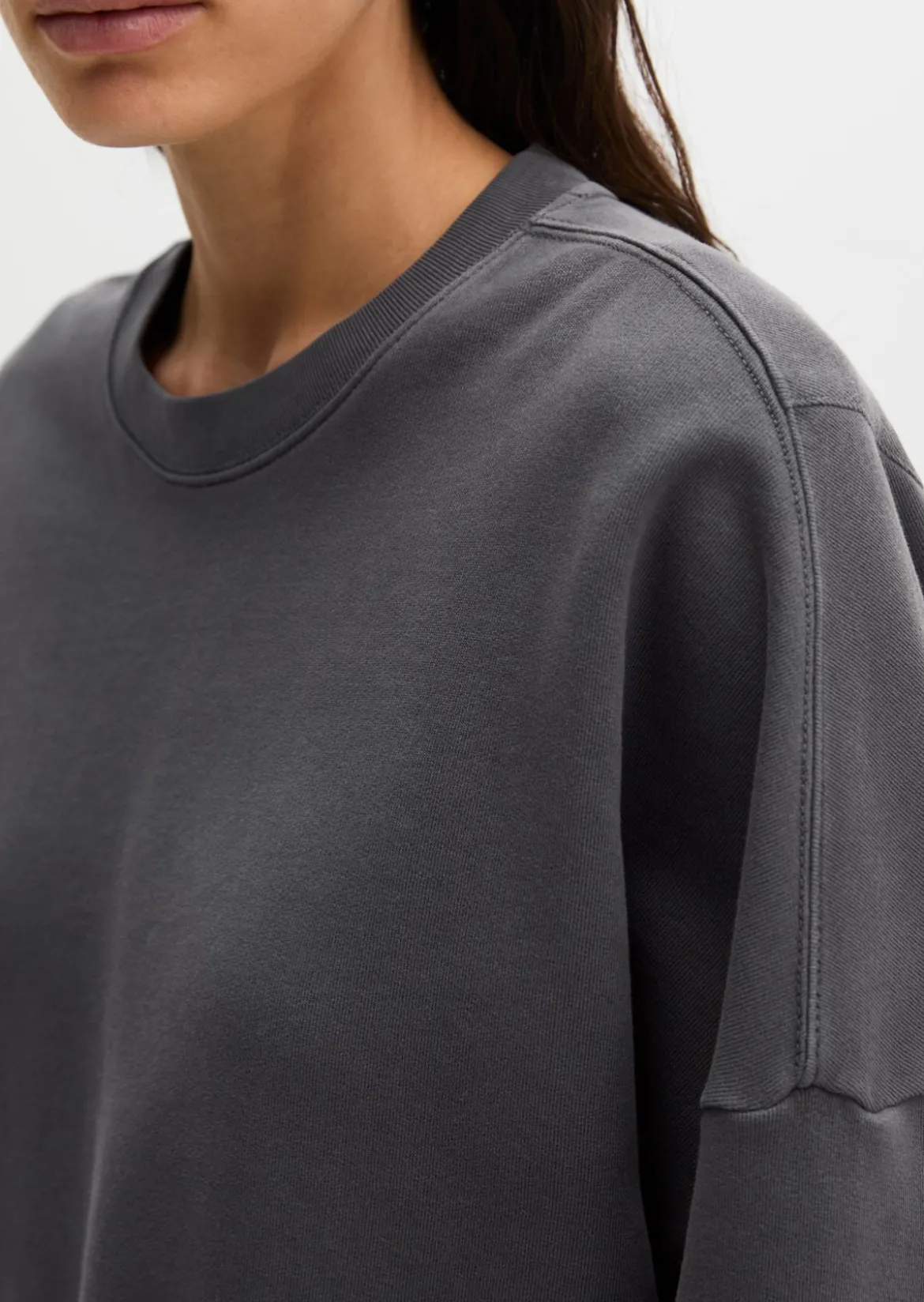 Sweatshirt relaxed mit recycelter Baumwolle