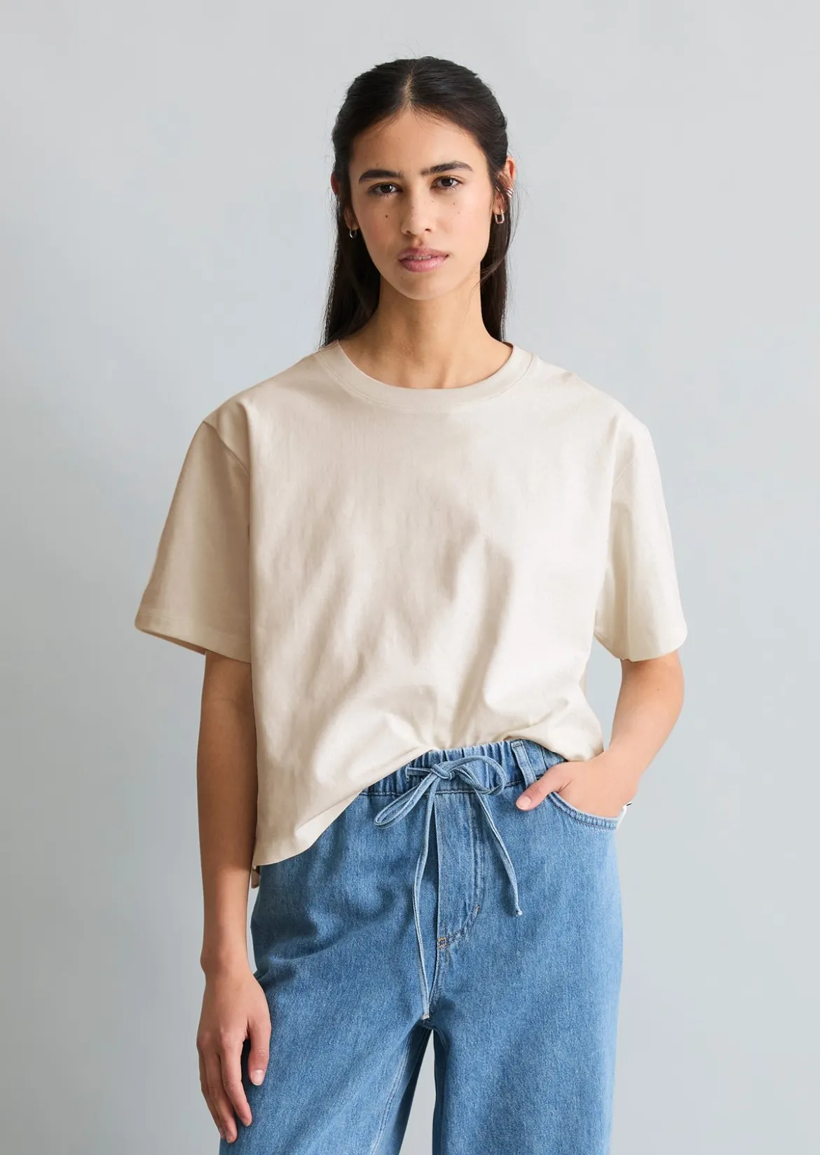 T-Shirt mit Broderie Anglaise relaxed aus Material-Mix