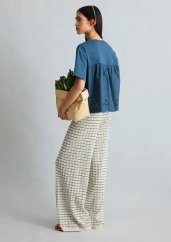 T-Shirt mit Broderie Anglaise relaxed aus Material-Mix