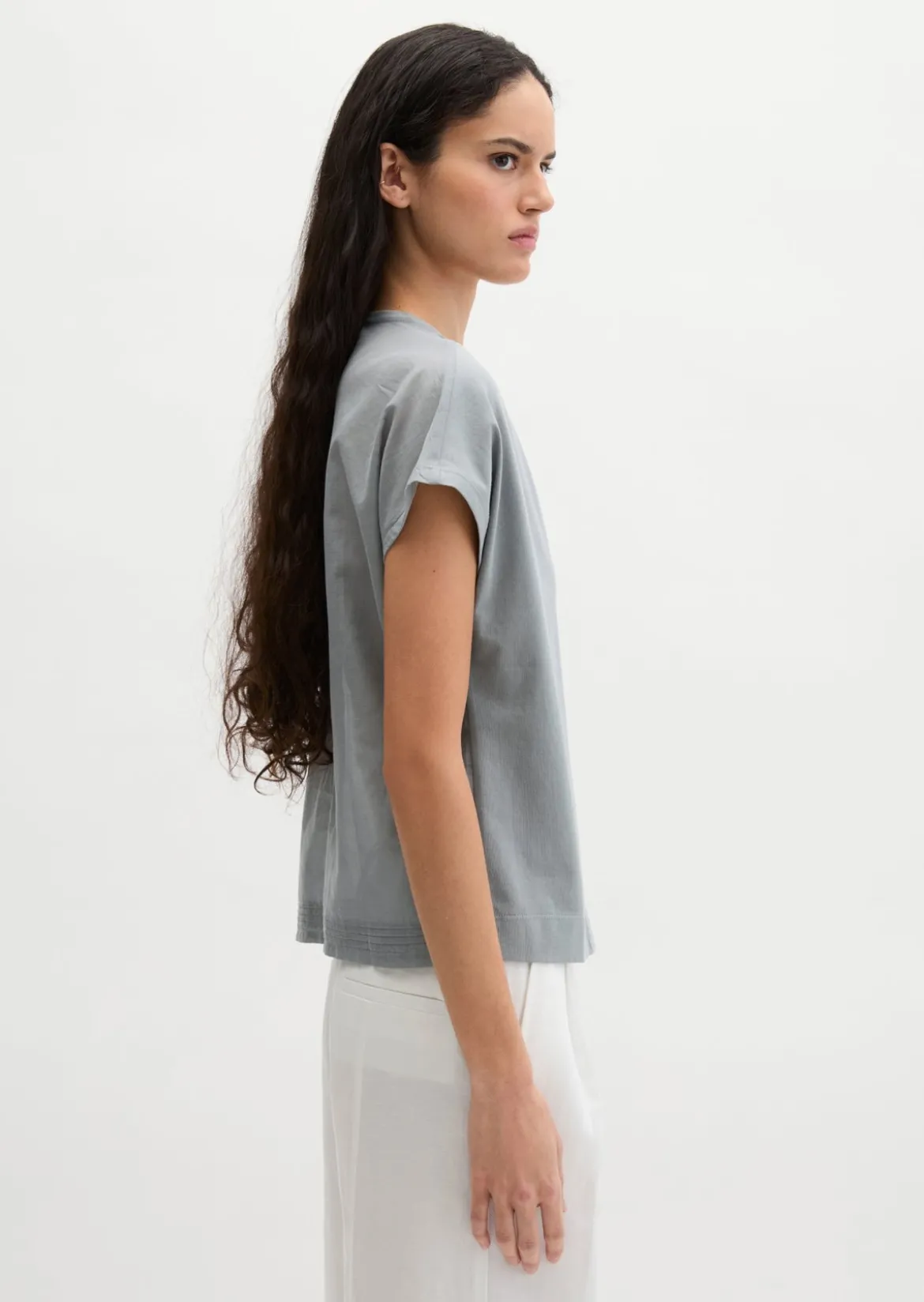 T-Shirt regular aus Material-Mix