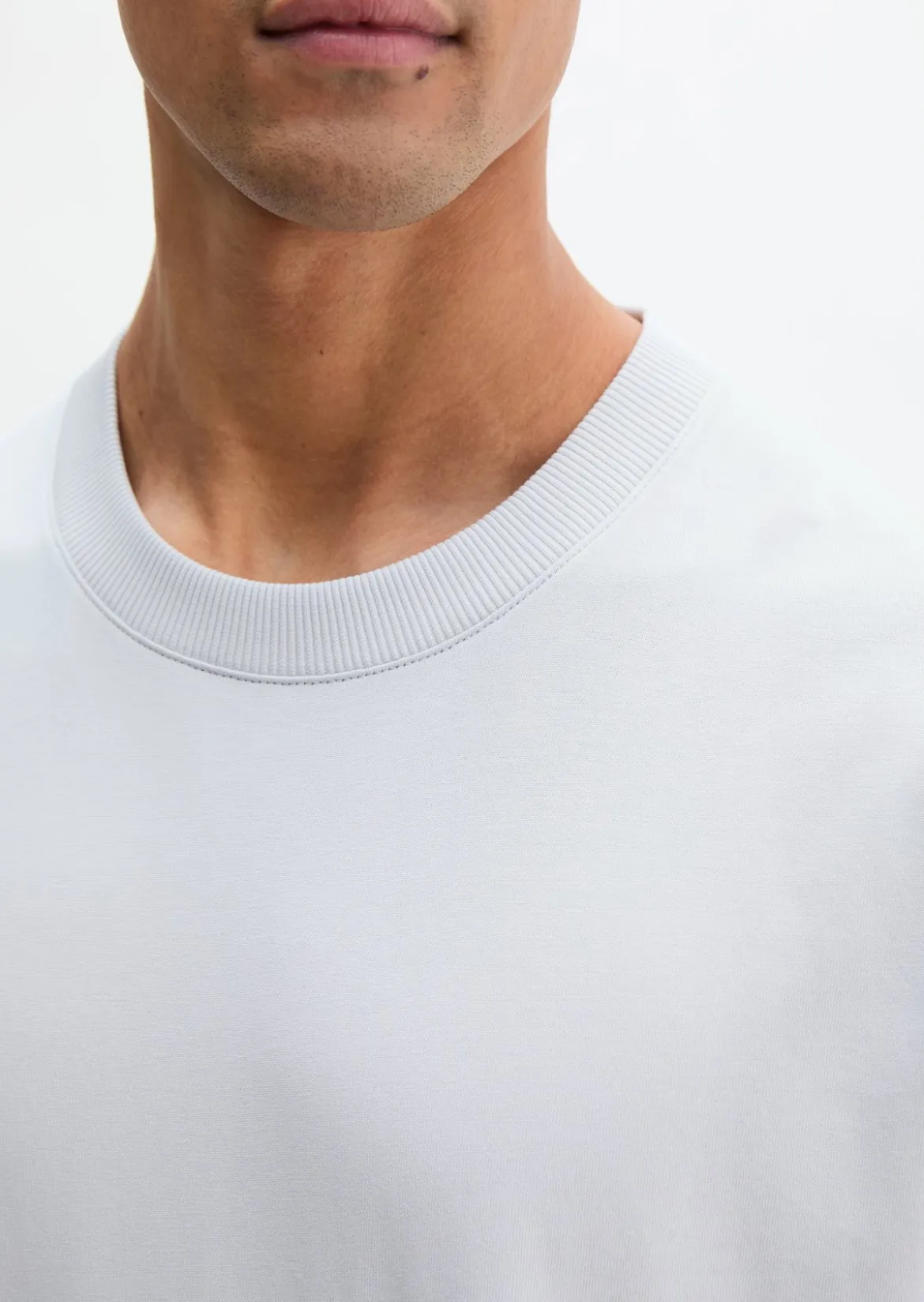 T-Shirt relaxed aus schwerem Bio-Baumwoll-Jersey