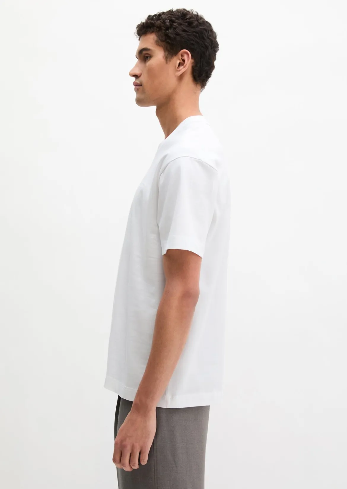 T-Shirt relaxed aus schwerem Bio-Baumwoll-Jersey