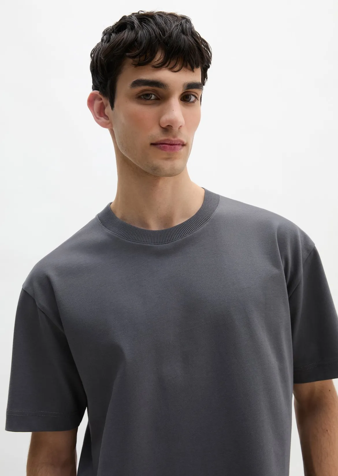 T-Shirt relaxed aus schwerem Bio-Baumwoll-Jersey