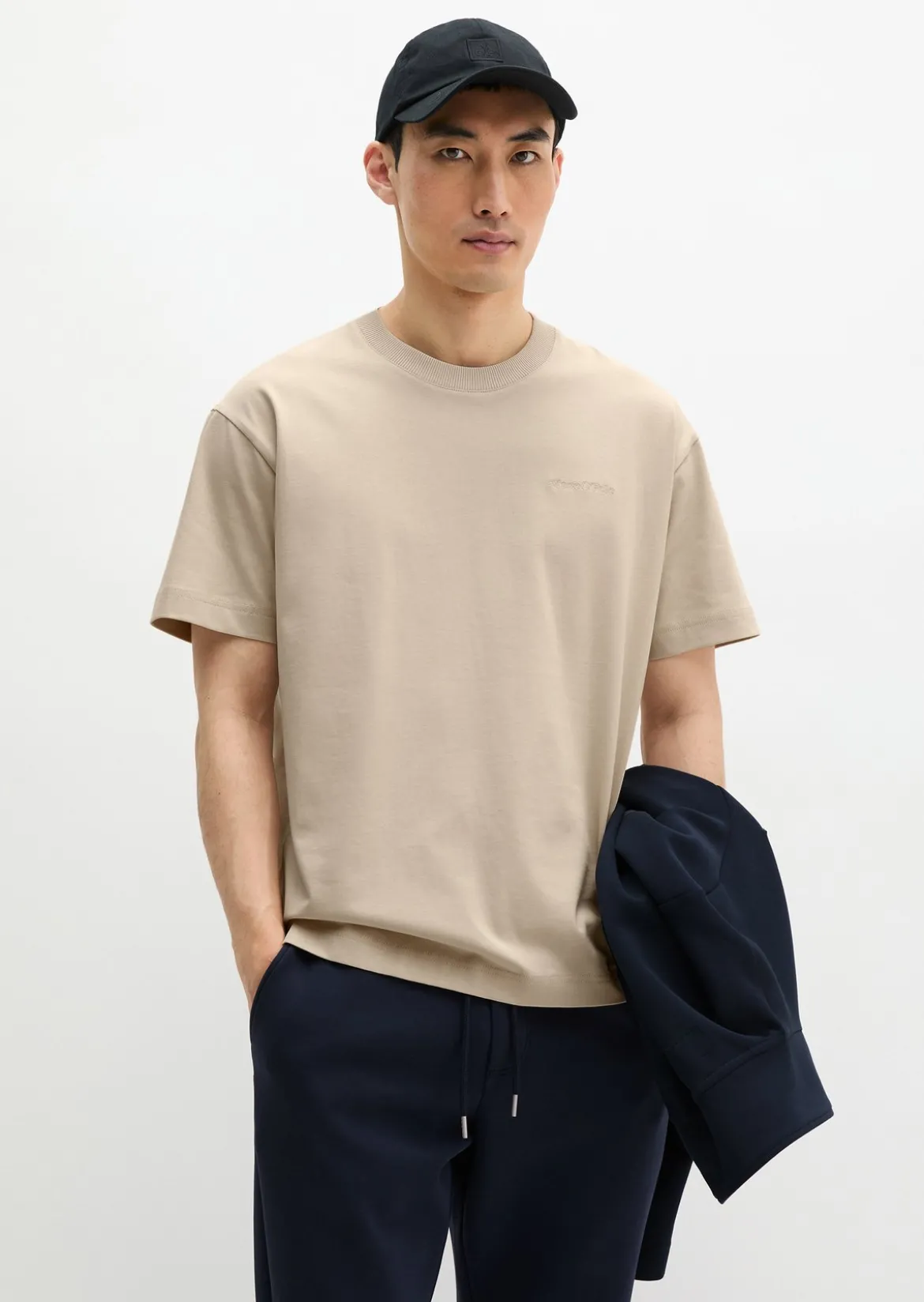 T-Shirt relaxed aus schwerem Bio-Baumwoll-Jersey
