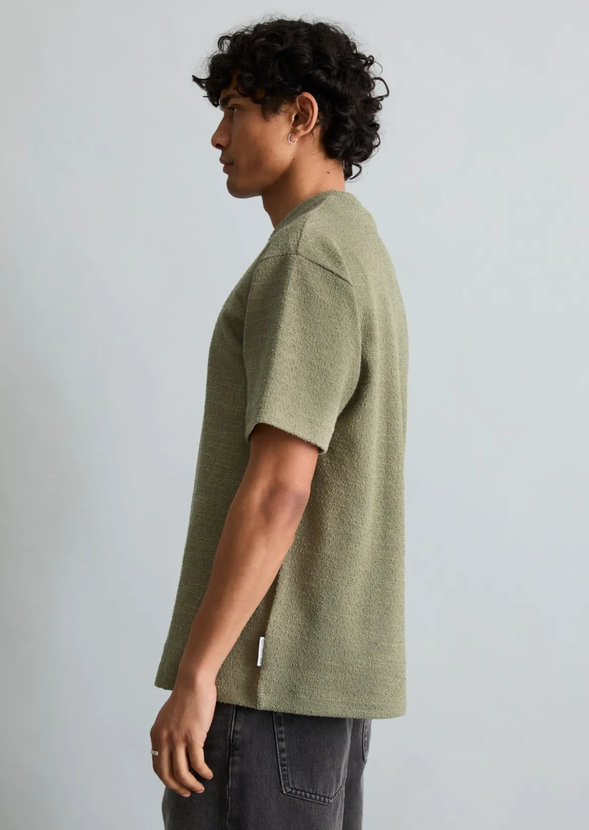 T-Shirt relaxed mit feiner Bouclé-Struktur