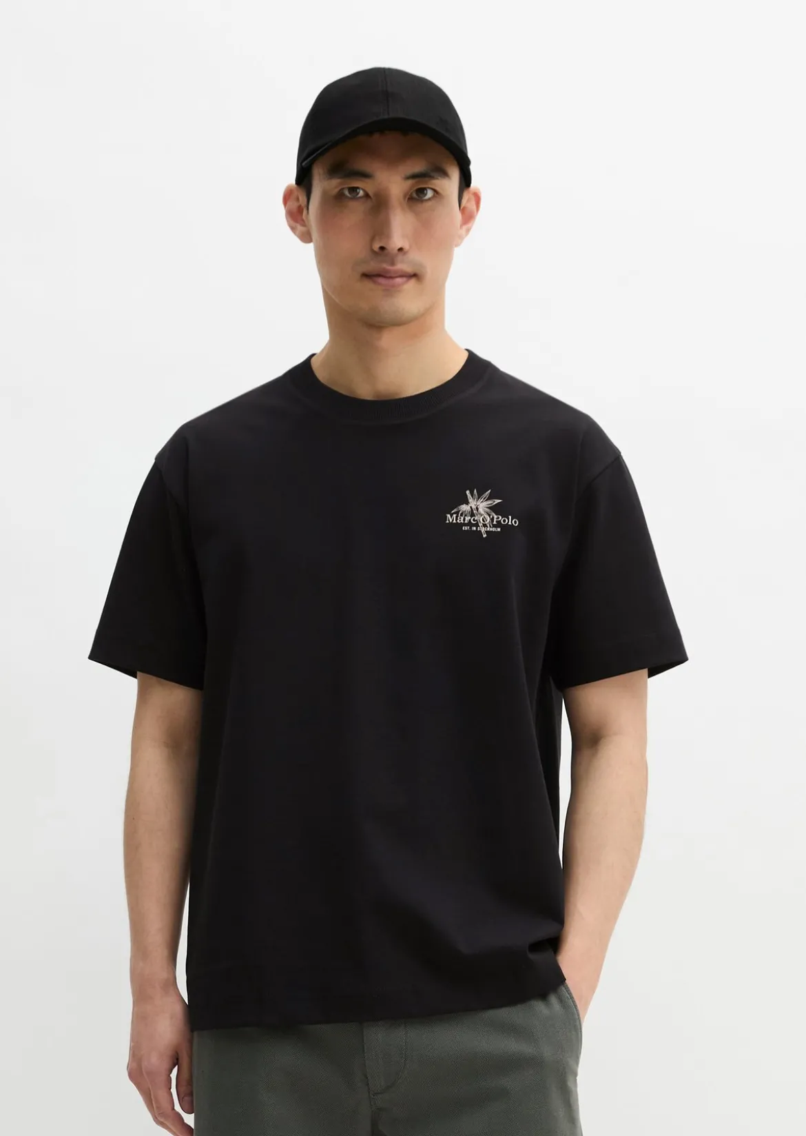 T-Shirt relaxed mit saisonalem Rückenprint
