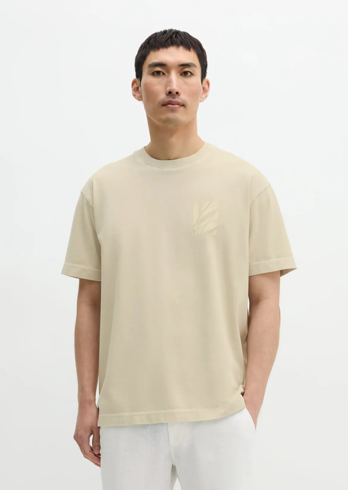 T-Shirt relaxed mit saisonalem Rückenprint