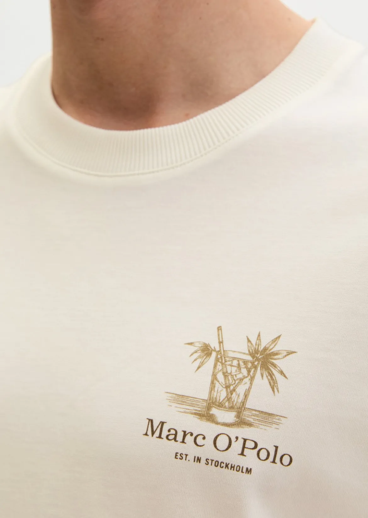 T-Shirt relaxed mit saisonalem Rückenprint