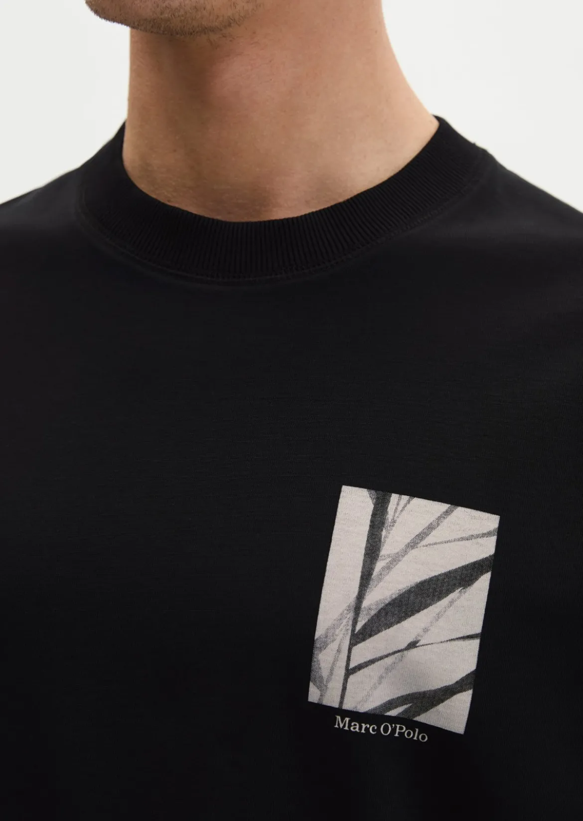 T-Shirt relaxed mit saisonalem Rückenprint