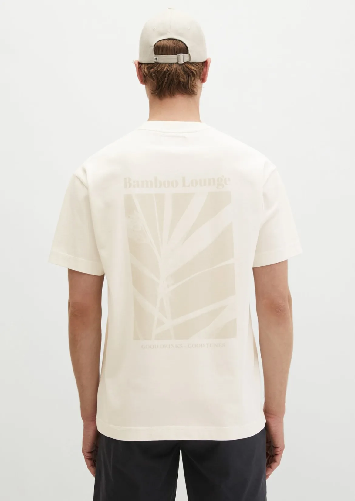 T-Shirt relaxed mit saisonalem Rückenprint