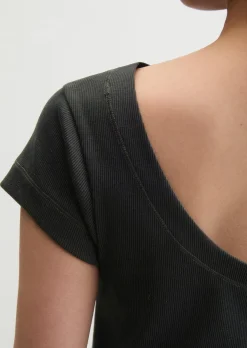 T-Shirt slim aus elastischem Rippjersey