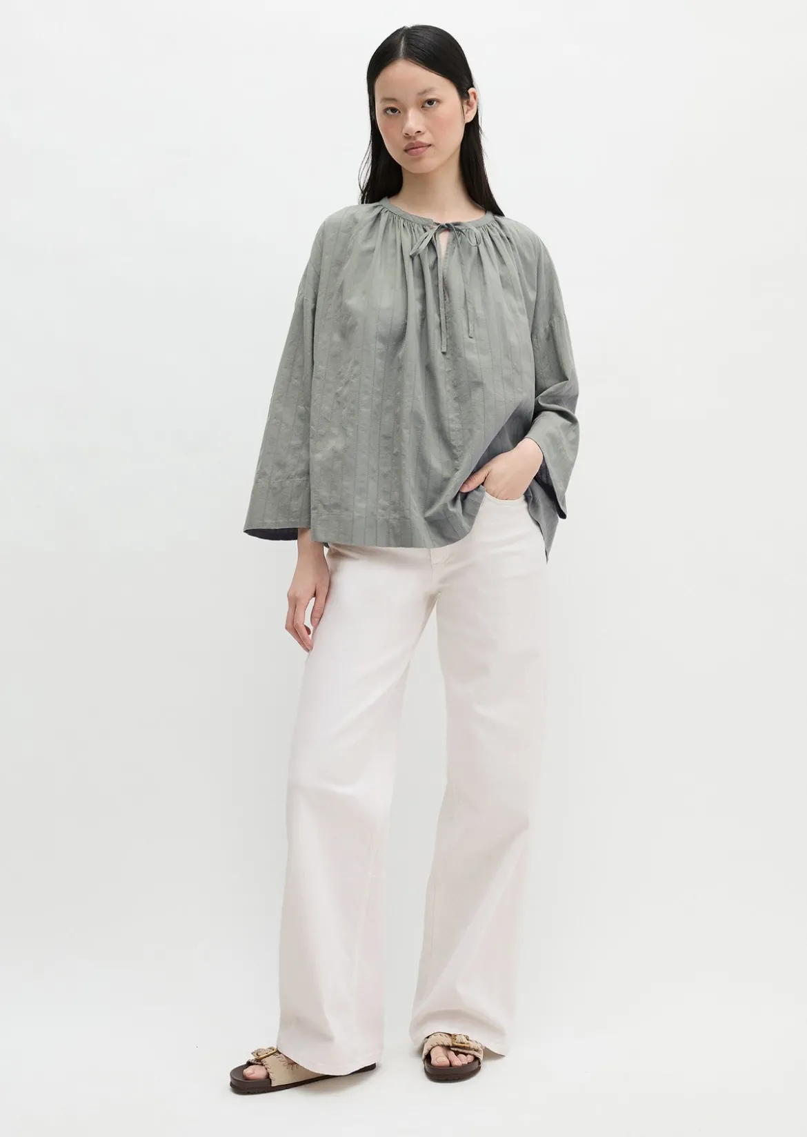 Tunika relaxed aus Baumwoll-Voile mit feiner Loch-Stickerei