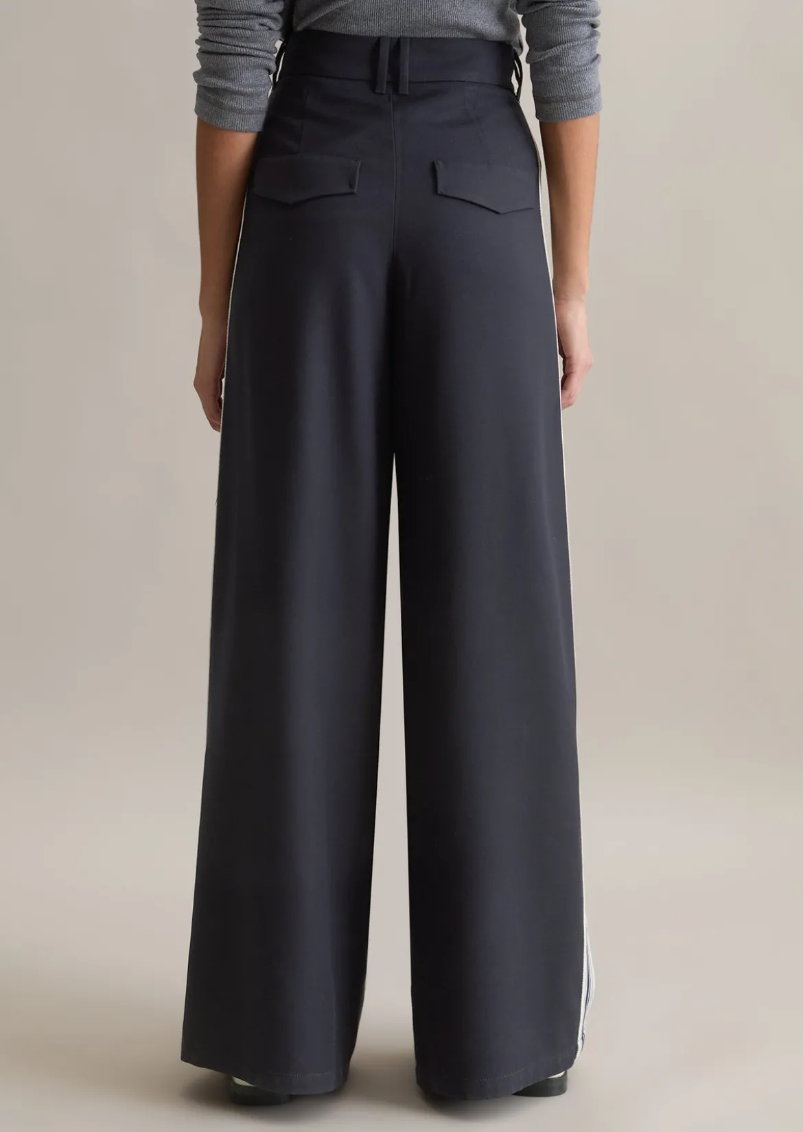 Twill-Bundfaltenhose relaxed mit LENZING™ ECOVERO™