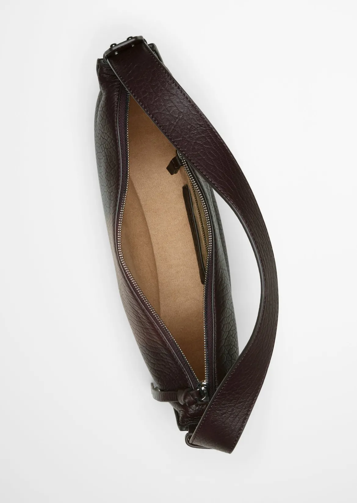 Umhängetasche medium im Slouchy-Shape mit festem Boden