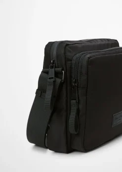 Umhängetasche small aus recyceltem Material