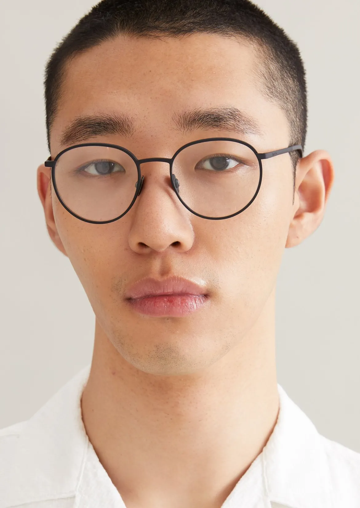 Unisex-Brille aus leichtem Titan