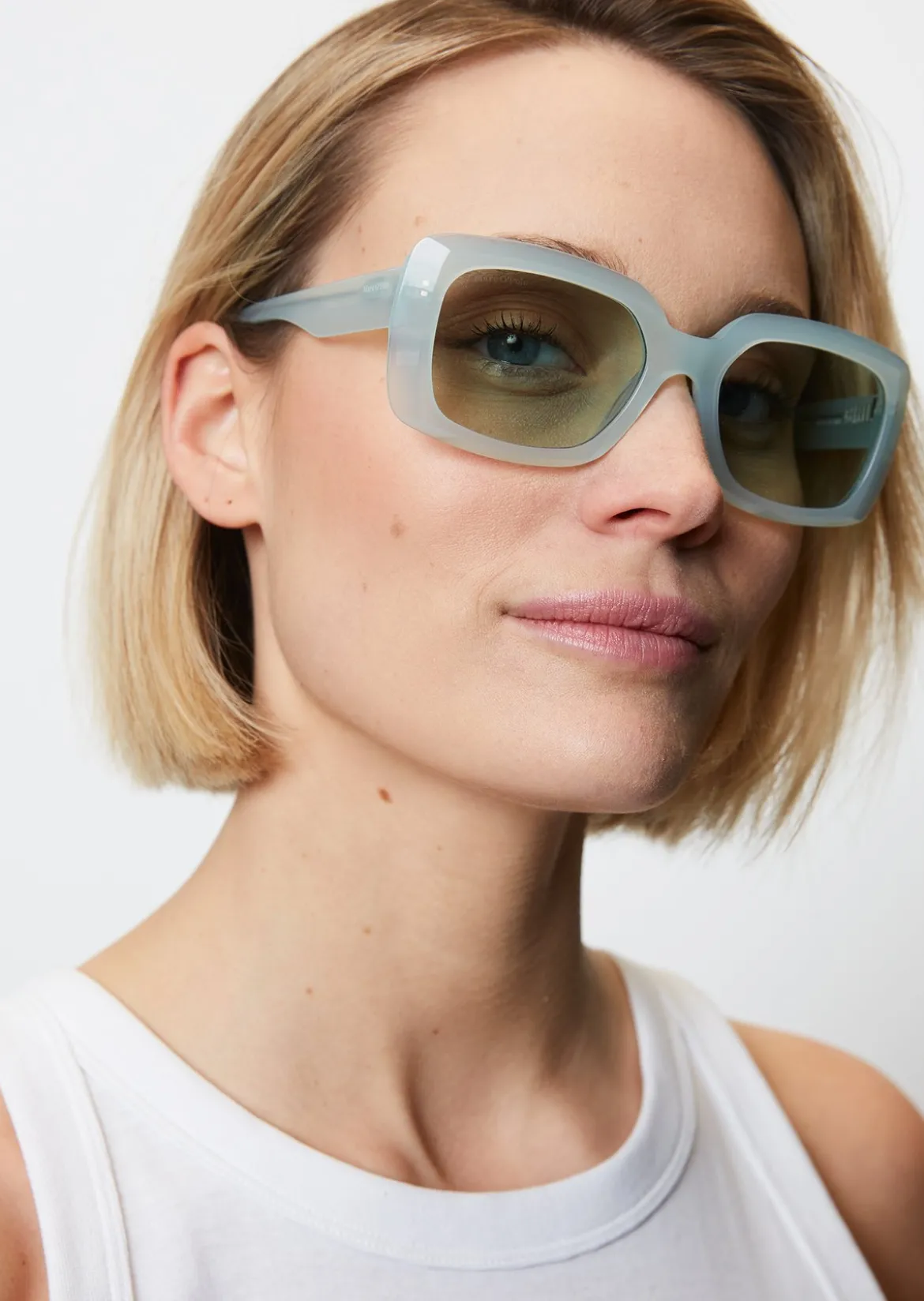 Unisex-Sonnenbrille mit breitem Bio-Acetat-Rahmen