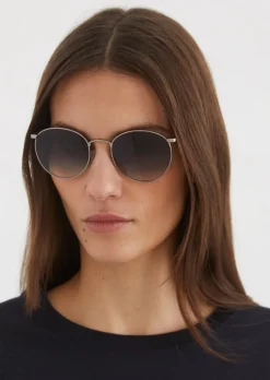 Unisex-Sonnenbrille mit filigranem Metall-Rahmen