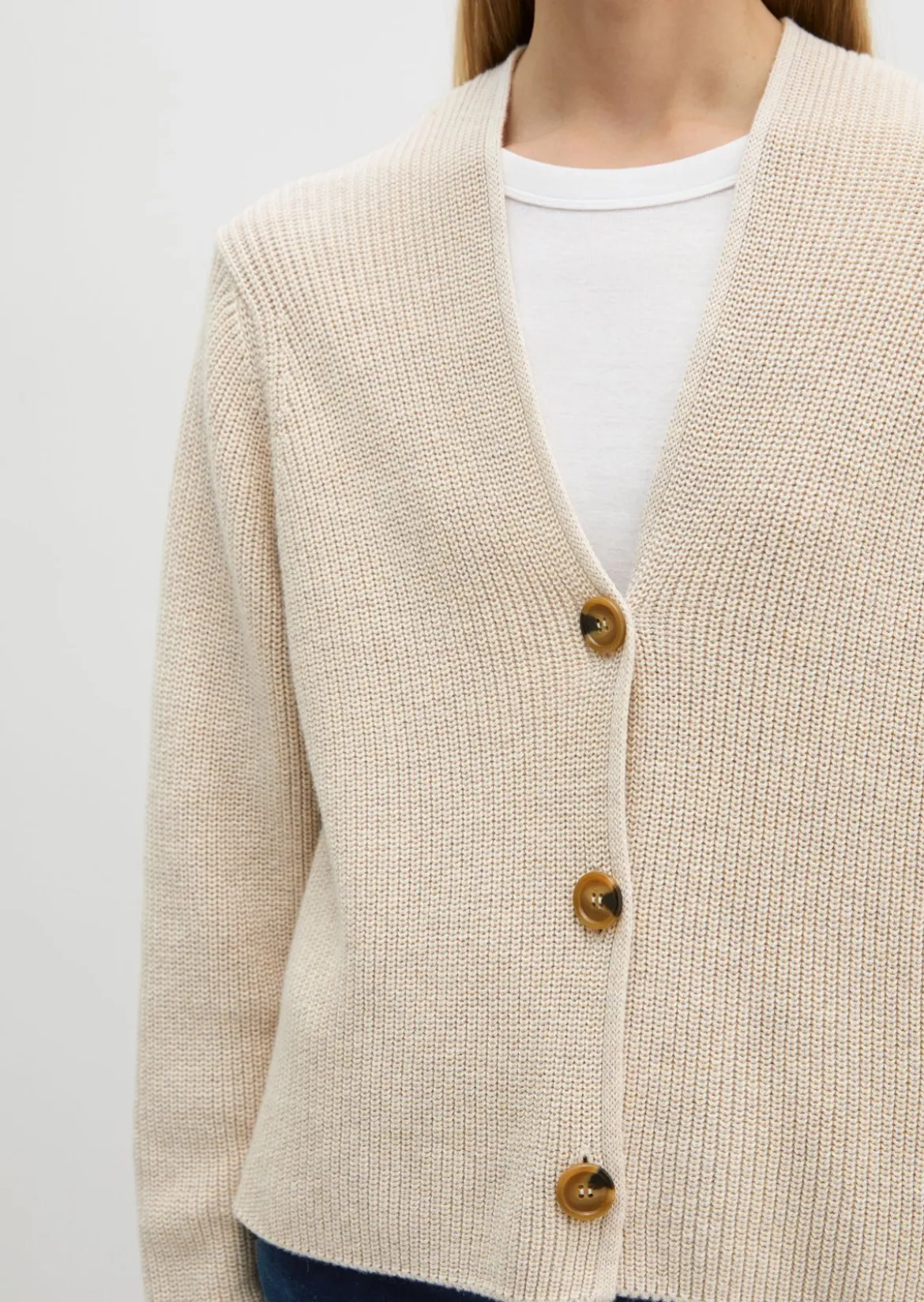 V-Neck-Cardigan relaxed aus Heavy-Weight-Organic-Cotton