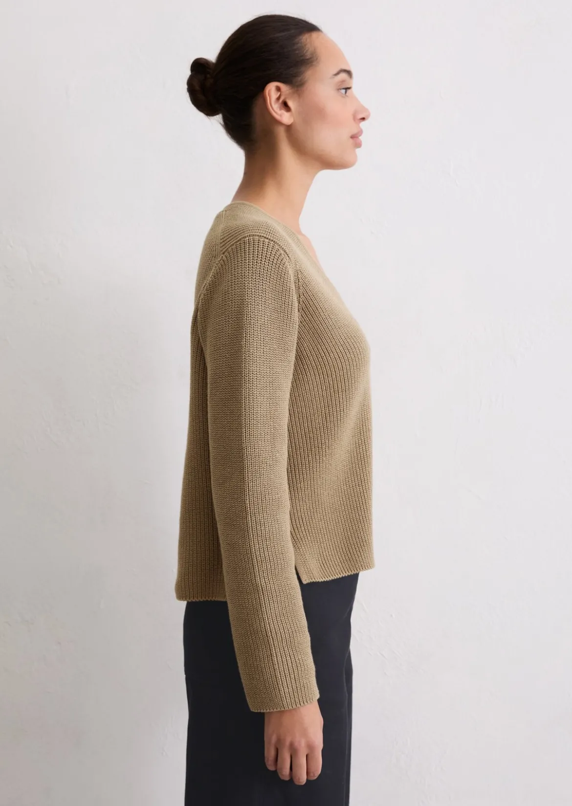 V-Neck-Cardigan relaxed aus Heavy-Weight-Organic-Cotton