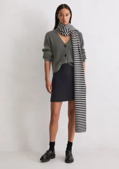 V-Neck-Cardigan relaxed aus Heavy-Weight-Organic-Cotton