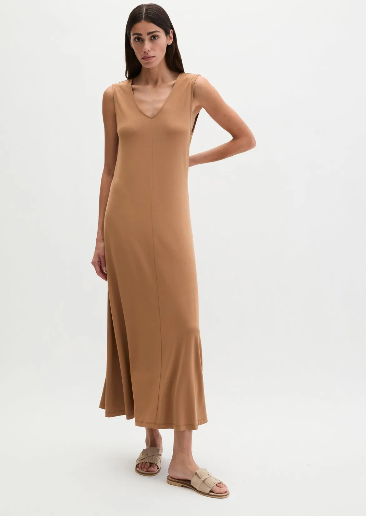 V-Neck-Jerseykleid shaped aus LENZING™ ECOVERO™
