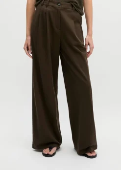 Weite Bundfaltenhose aus Baumwoll-Twill-Stretch