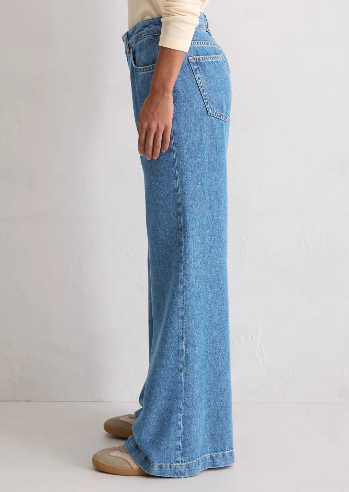 Weite Jeans flared aus softem Lyocell-Baumwolle-Mix